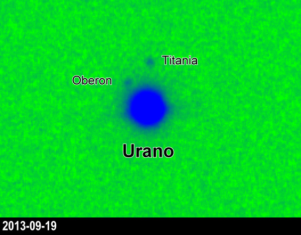 Urano e due satelliti
